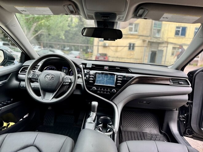 Toyota Camry 2018, 239,195 km - 2.5 л - Bakı