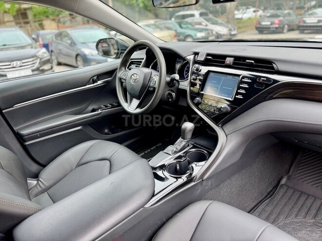 Toyota Camry 2018, 239,195 km - 2.5 л - Bakı