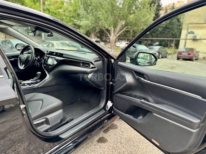 Toyota Camry 2018, 239,195 km - 2.5 л - Bakı