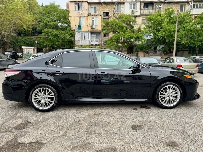 Toyota Camry 2018, 239,195 km - 2.5 л - Bakı