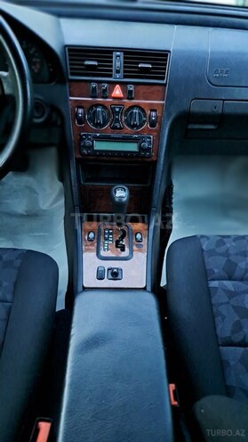 Mercedes C 200 1998, 298,000 km - 2.0 л - Bakı