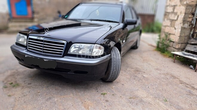 Mercedes C 200 1998, 298,000 km - 2.0 л - Bakı
