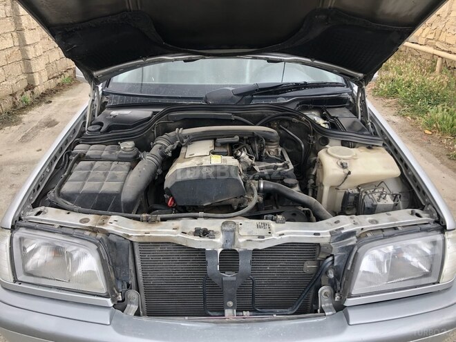 Mercedes C 180 1999, 356,000 km - 1.8 l - Bakı