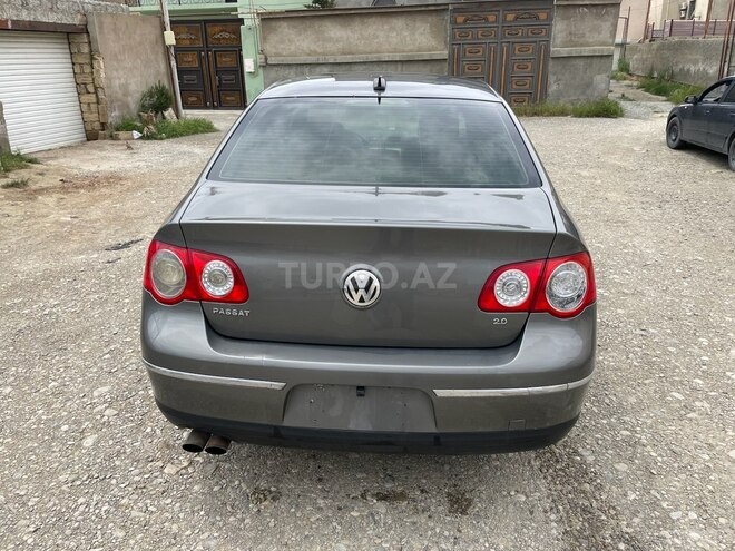 Volkswagen Passat 2005, 283,000 km - 2.0 l - Bakı