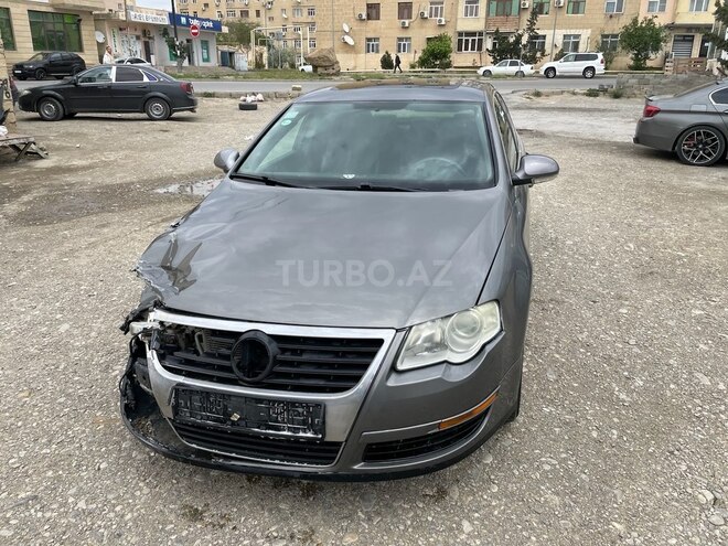 Volkswagen Passat 2005, 283,000 km - 2.0 l - Bakı