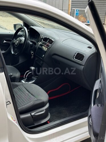 Volkswagen Polo 2010, 170,000 km - 1.4 l - Bakı