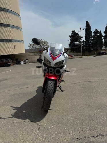 Honda CBR 400 2015, 7,950 km - 0.4 l - Bakı