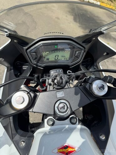 Honda CBR 400 2015, 7,950 km - 0.4 l - Bakı