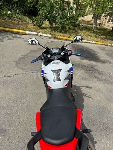 Honda CBR 400 2015, 7,950 km - 0.4 l - Bakı