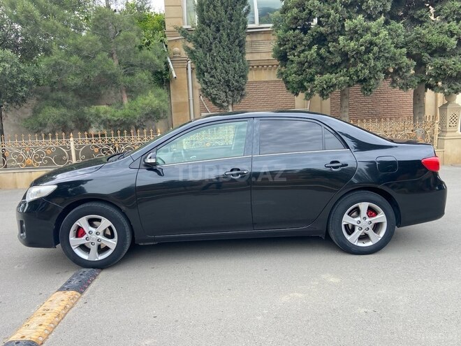 Toyota Corolla 2013, 240,720 km - 1.5 l - Bakı