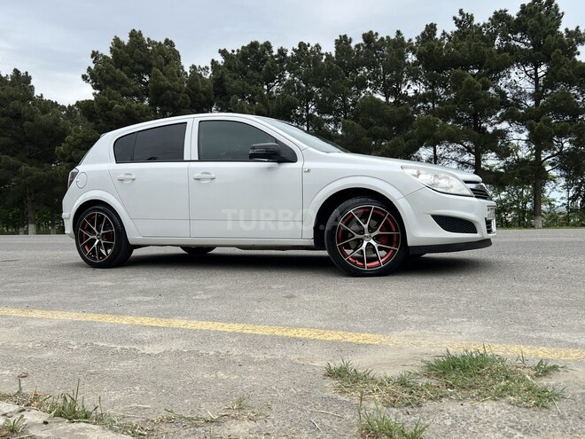 Opel Astra 2009, 213,622 km - 1.3 l - Şabran