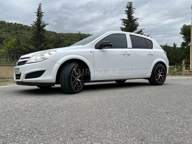 Opel Astra 2009, 213,622 km - 1.3 l - Şabran