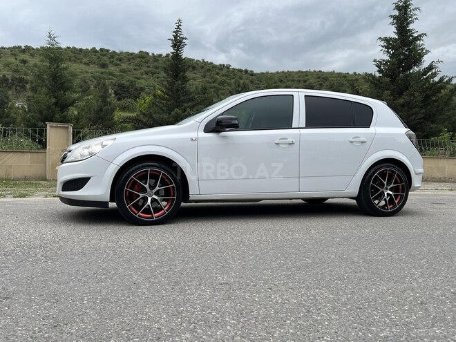 Opel Astra 2009, 213,622 km - 1.3 l - Şabran