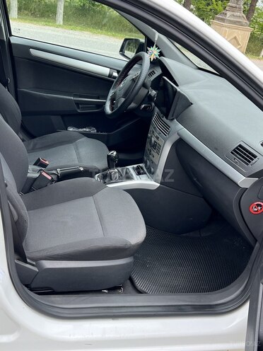Opel Astra 2009, 213,622 km - 1.3 l - Şabran