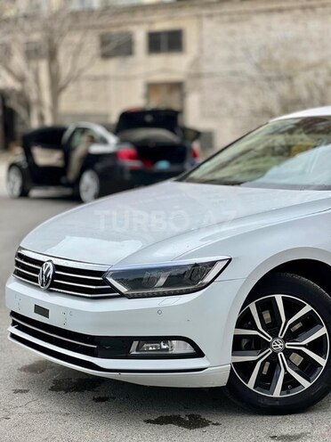Volkswagen Passat 2016, 199,000 km - 1.8 l - Bakı