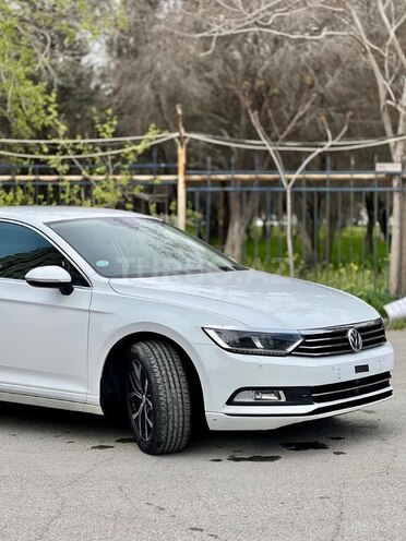Volkswagen Passat 2016, 199,000 km - 1.8 l - Bakı