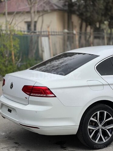 Volkswagen Passat 2016, 199,000 km - 1.8 l - Bakı