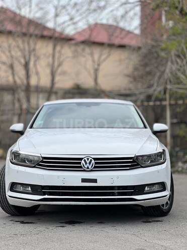 Volkswagen Passat 2016, 199,000 km - 1.8 l - Bakı
