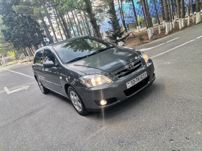 Toyota Corolla 2005, 318,000 km - 1.4 l - Bakı