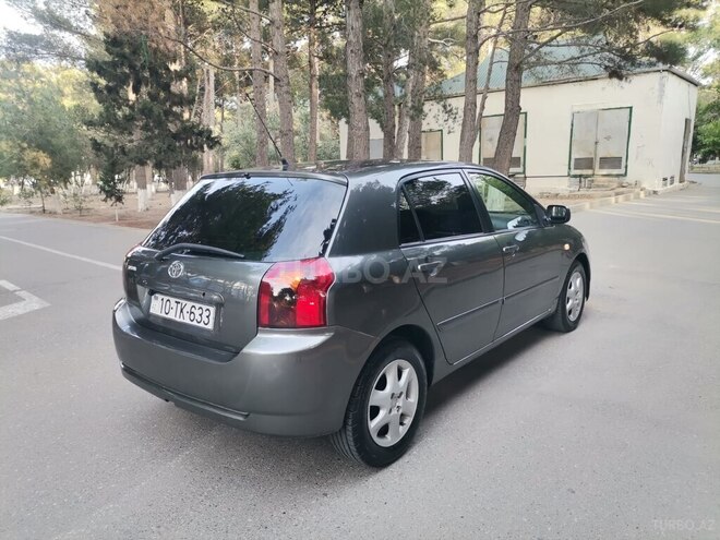Toyota Corolla 2005, 318,000 km - 1.4 l - Bakı