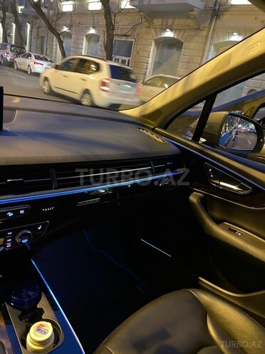 Audi Q7 2020, 84,000 km - 3.0 l - Bakı