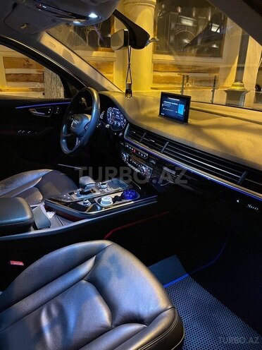 Audi Q7 2020, 84,000 km - 3.0 l - Bakı