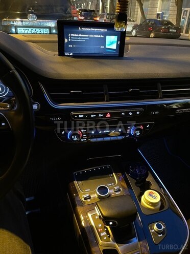 Audi Q7 2020, 84,000 km - 3.0 l - Bakı