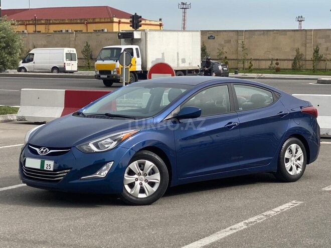 Hyundai Elantra 2015, 114,297 km - 1.8 l - Bakı