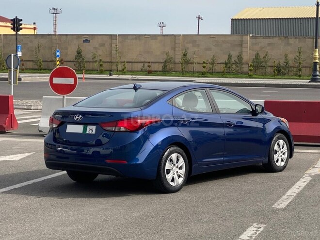 Hyundai Elantra 2015, 114,297 km - 1.8 l - Bakı