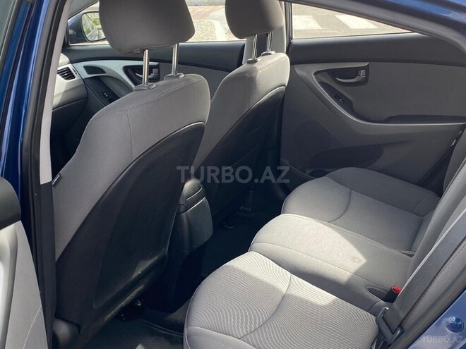 Hyundai Elantra 2015, 114,297 km - 1.8 l - Bakı