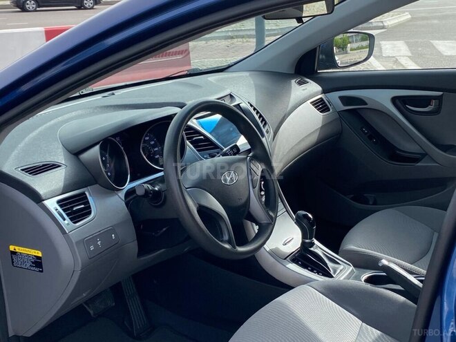 Hyundai Elantra 2015, 114,297 km - 1.8 l - Bakı