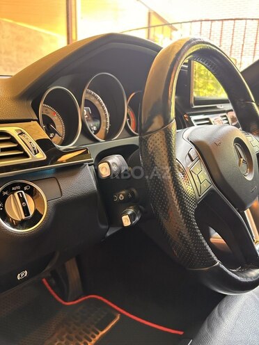 Mercedes E 220 d 2015, 194,000 km - 2.1 l - Lənkəran