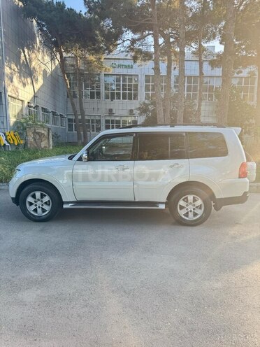 Mitsubishi Pajero 2007, 197,000 km - 3.0 l - Bakı