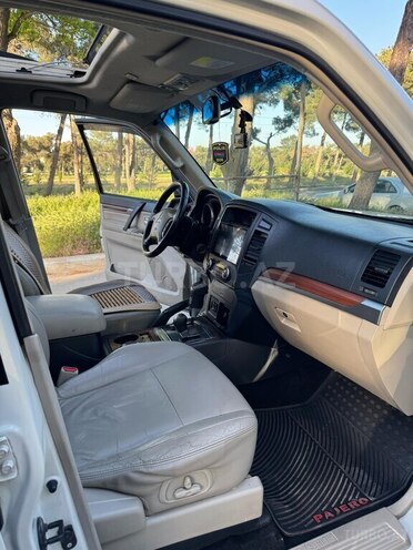 Mitsubishi Pajero 2007, 197,000 km - 3.0 l - Bakı