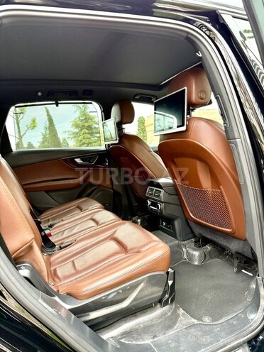 Audi Q7 2018, 122,400 km - 3.0 l - Bakı