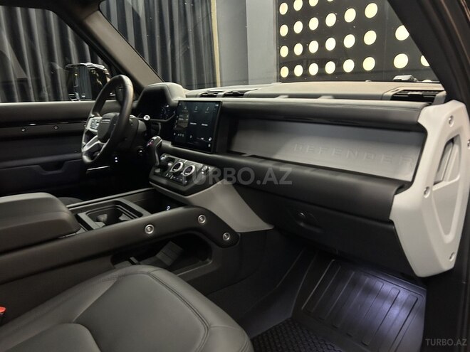 Land Rover Defender 2022, 24,000 km - 2.0 l - Bakı