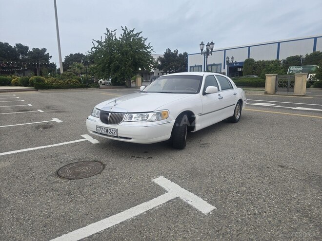 Lincoln Town Car 1999, 154,560 km - 4.6 l - Bakı