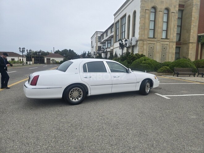Lincoln Town Car 1999, 154,560 km - 4.6 l - Bakı