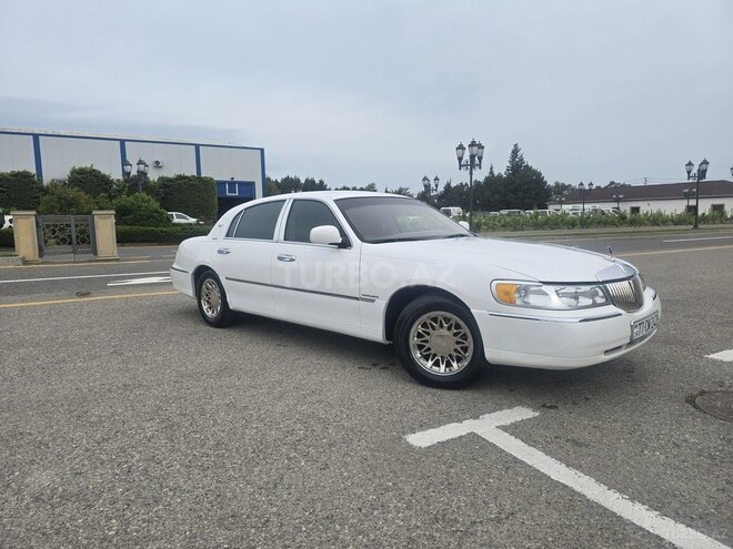 Lincoln Town Car 1999, 154,560 km - 4.6 l - Bakı