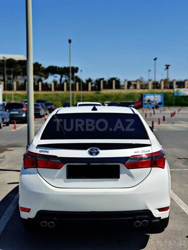 Toyota Corolla 2013, 305,000 km - 1.6 l - Bakı