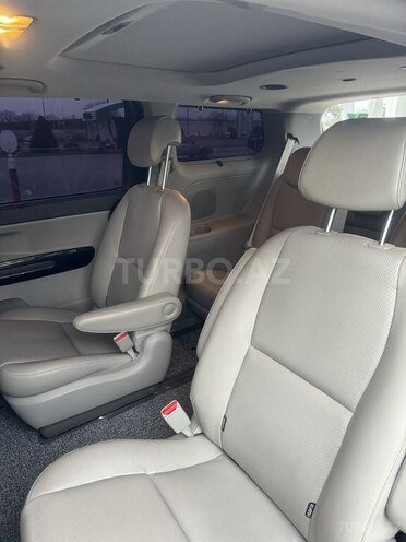 Kia Carnival 2014, 260,000 km - 2.2 l - Bakı