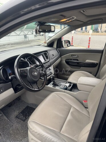Kia Carnival 2014, 260,000 km - 2.2 l - Bakı