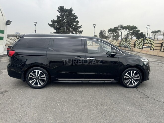 Kia Carnival 2014, 260,000 km - 2.2 l - Bakı