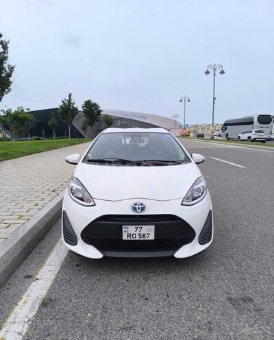 Toyota Aqua 2019, 125,000 km - 1.5 l - Bakı