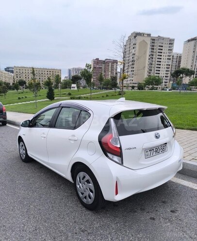 Toyota Aqua 2019, 125,000 km - 1.5 l - Bakı