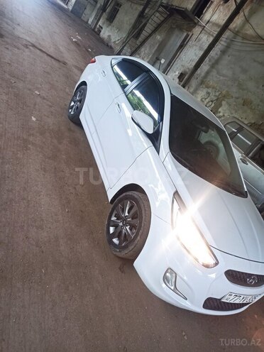 Hyundai Accent 2018, 125,000 km - 1.4 l - Bakı