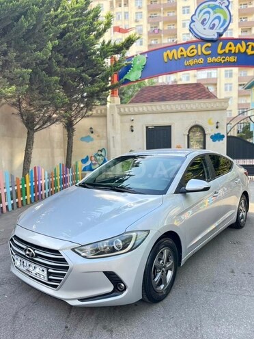 Hyundai Avante 2016, 246,000 km - 1.6 л - Bakı