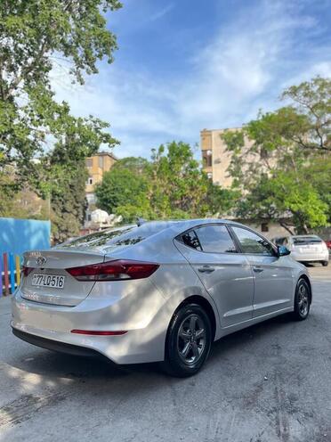 Hyundai Avante 2016, 246,000 km - 1.6 л - Bakı