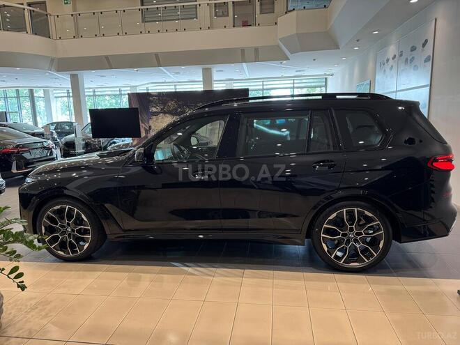 BMW X7-6