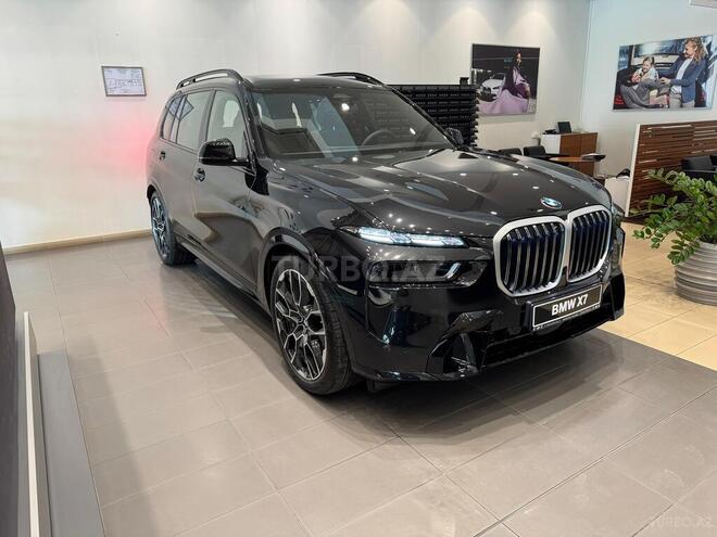 BMW X7-4
